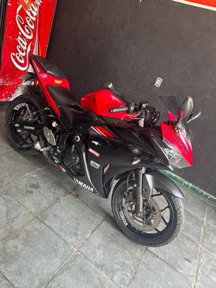 YAMAHA YZF R3 